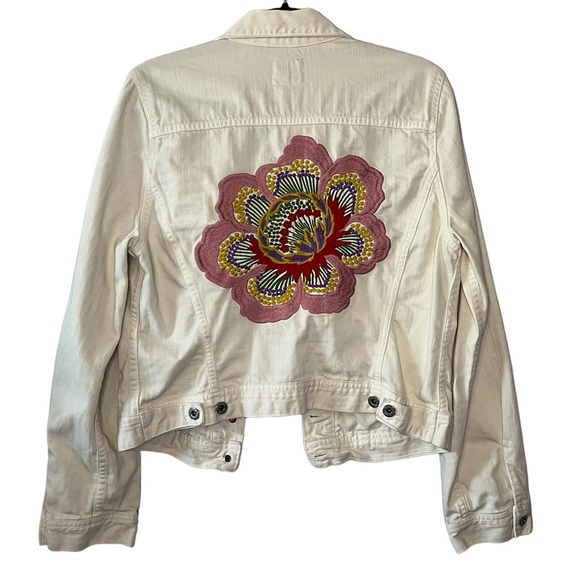 Lucky Brand Jackets & Blazers - 𝅺White Denim Jacket Floral Embroidered Patch Lucky Brand Large Bohemian